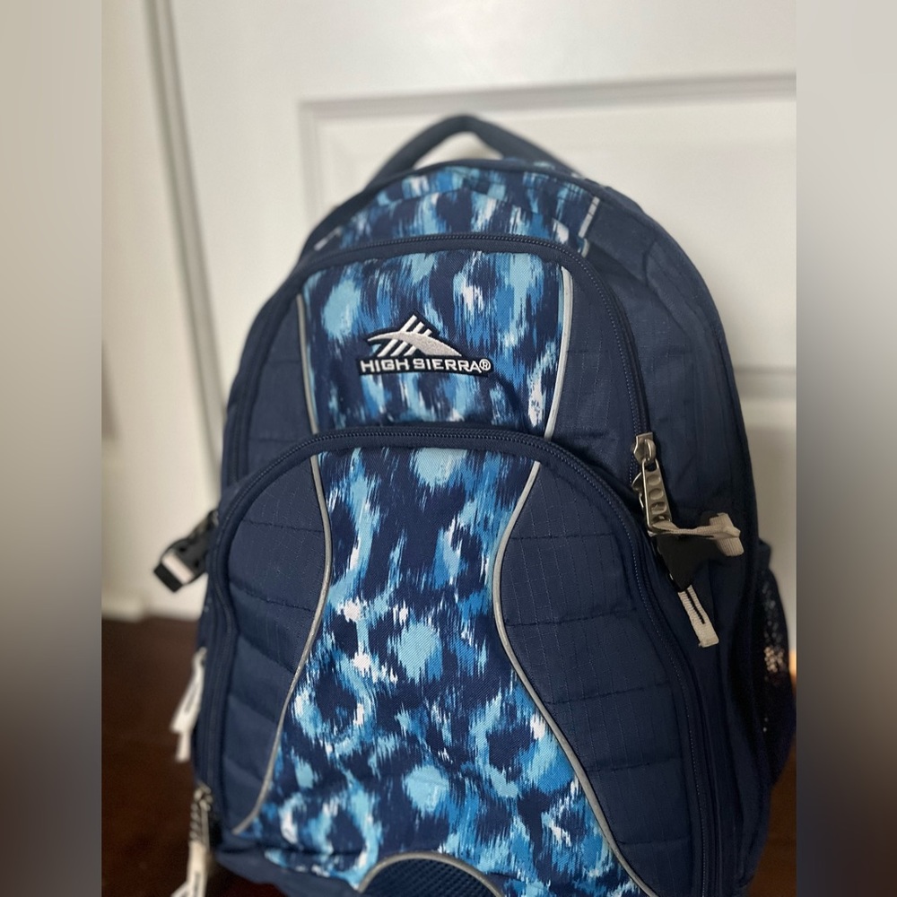 High Sierra Bookbag - Picture 2 of 7